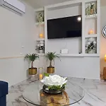 Modern Quiet In The Center Of Rhodes Apartament