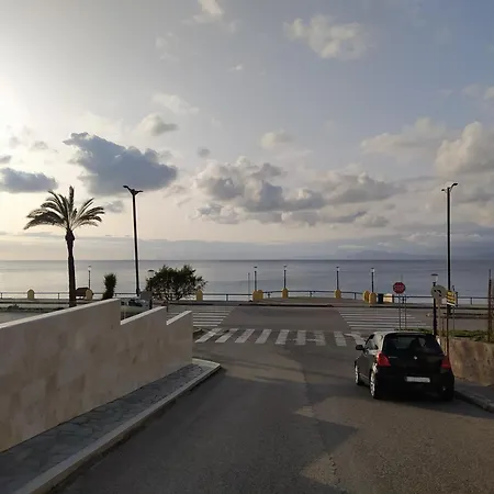 Апартаменты Modern Quiet In The Center Of Rhodes Родос