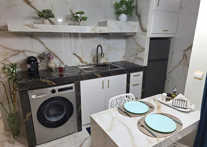 Modern Quiet In The Center Of Rhodes