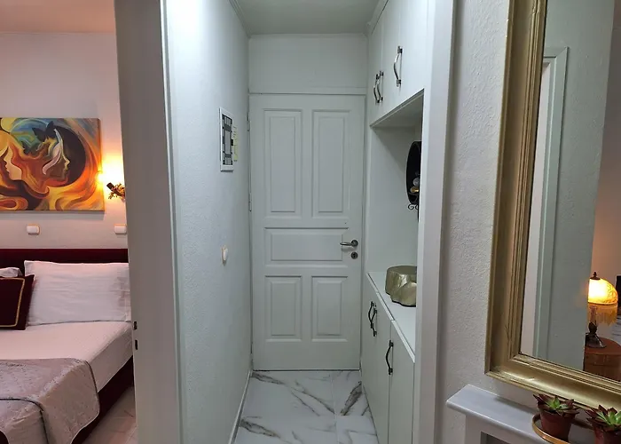 Modern Quiet In The Center Of Rhodes Appartamento *