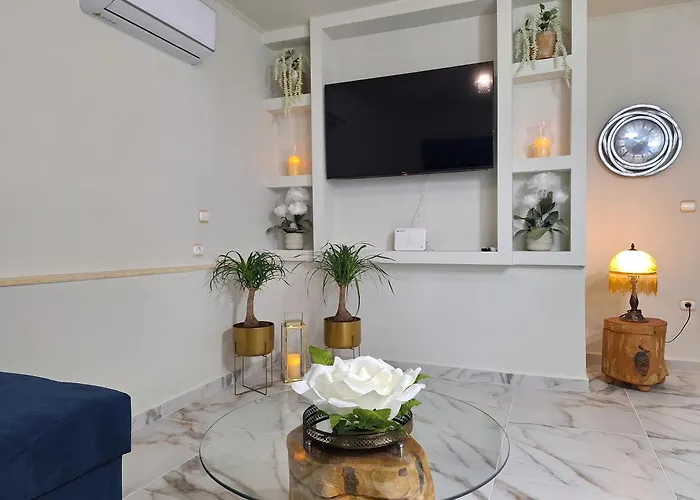 Modern Quiet In The Center Of Rhodes Appartamento